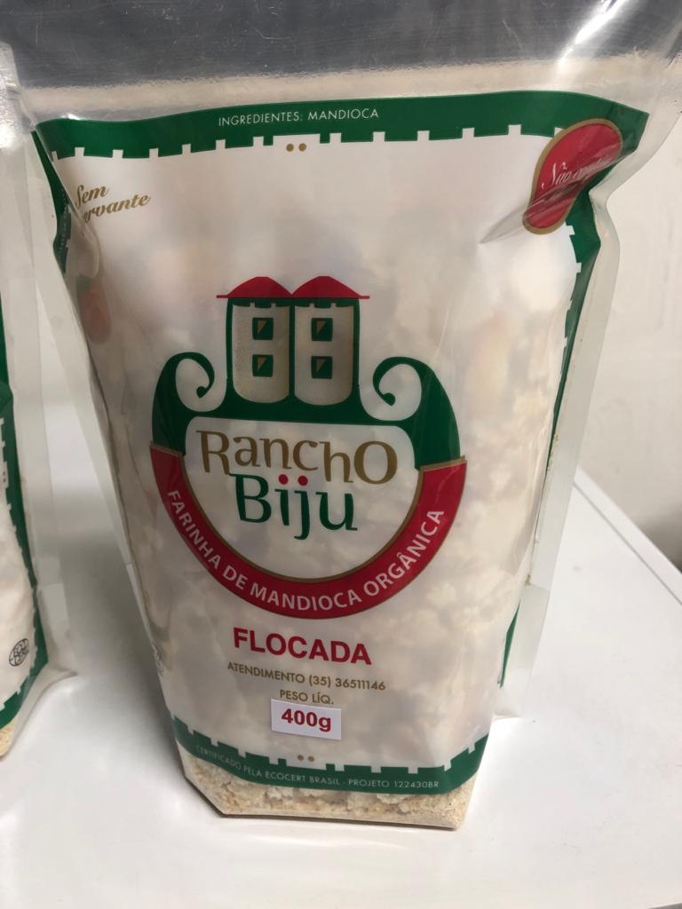 farinha de mandioca flocada 400 gr.jpg